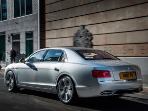 Bentley-Flying_Spur_V8-05