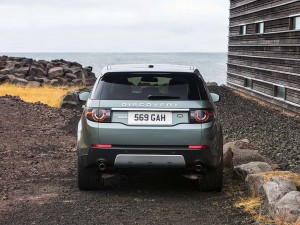 Land-Rover-Discovery-Sport_07