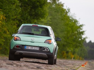 Opel-ADAM-ROCKS-Chassis-Testing-291960