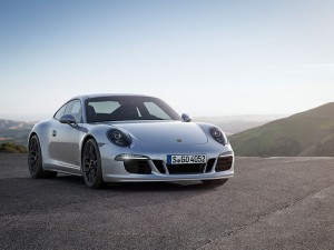 Porsche-911-GTS-08