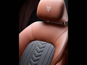 Maserati-Ghibli-Ermenegildo-Zegna_interiors-(9)