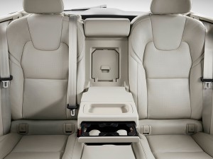 173840_Volvo_V90_Studio_Interior_Rear_seats
