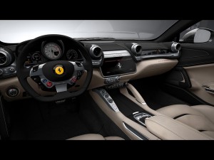 Ferrari_GTC4Lusso 09