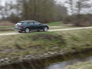 Audi-A4-allroad-quattro-2.0-TDI_4