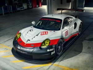 Porsche 911 RSR 04