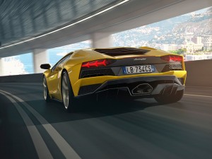 Lamborghini-Aventador-S-03