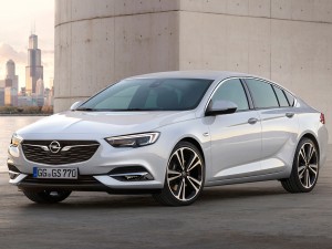 Opel Insignia GS 06