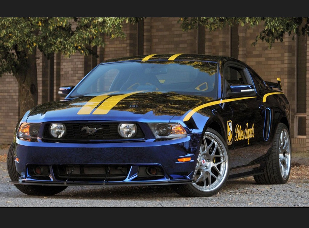 FORD MUSTANG BLUE ANGELS