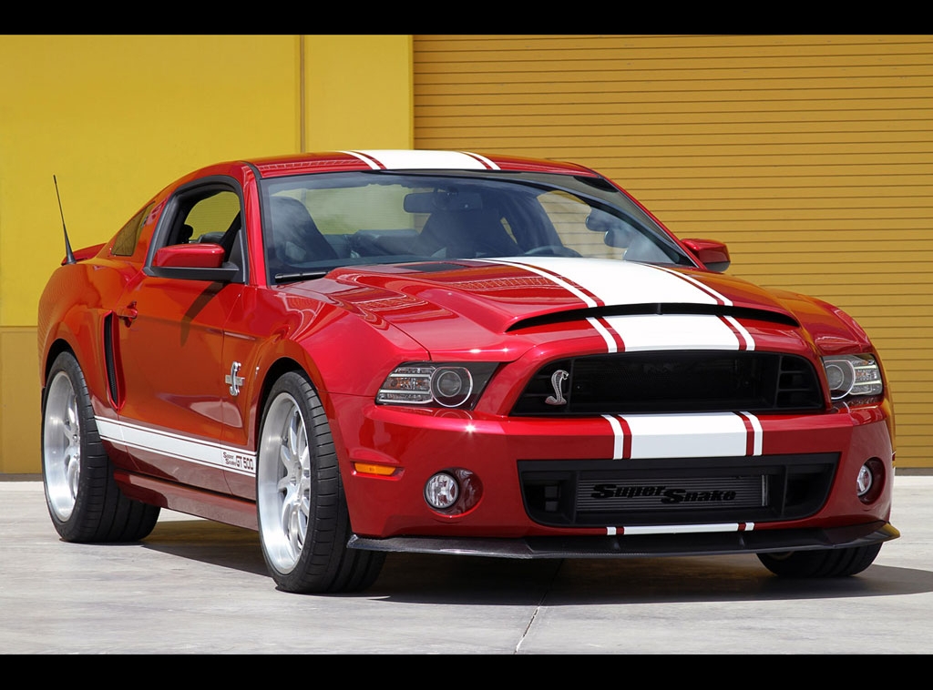 FORD MUSTANG SHELBY GT500 SUPER SNAKE