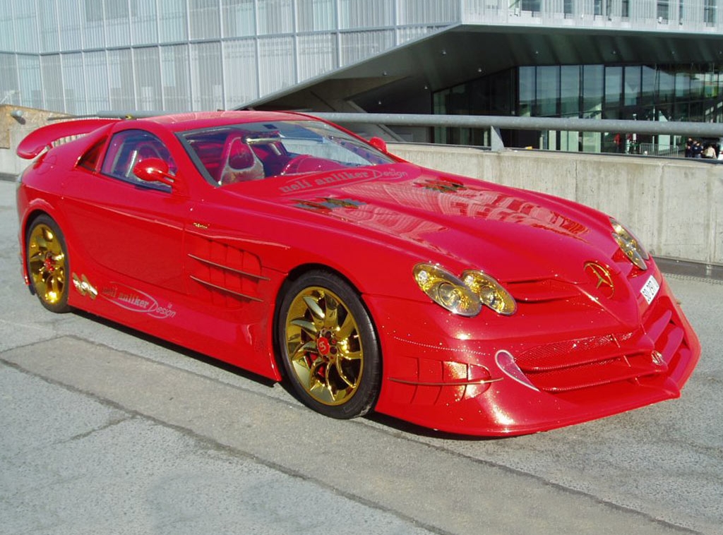MERCEDES SLR 900 RED EDITION BY UELI ANLIKER