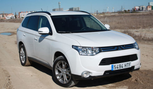 MITSUBISHI OUTLANDER 220 DI