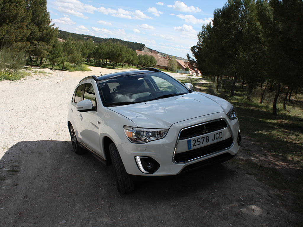 MITSUBISHI ASX 4WD