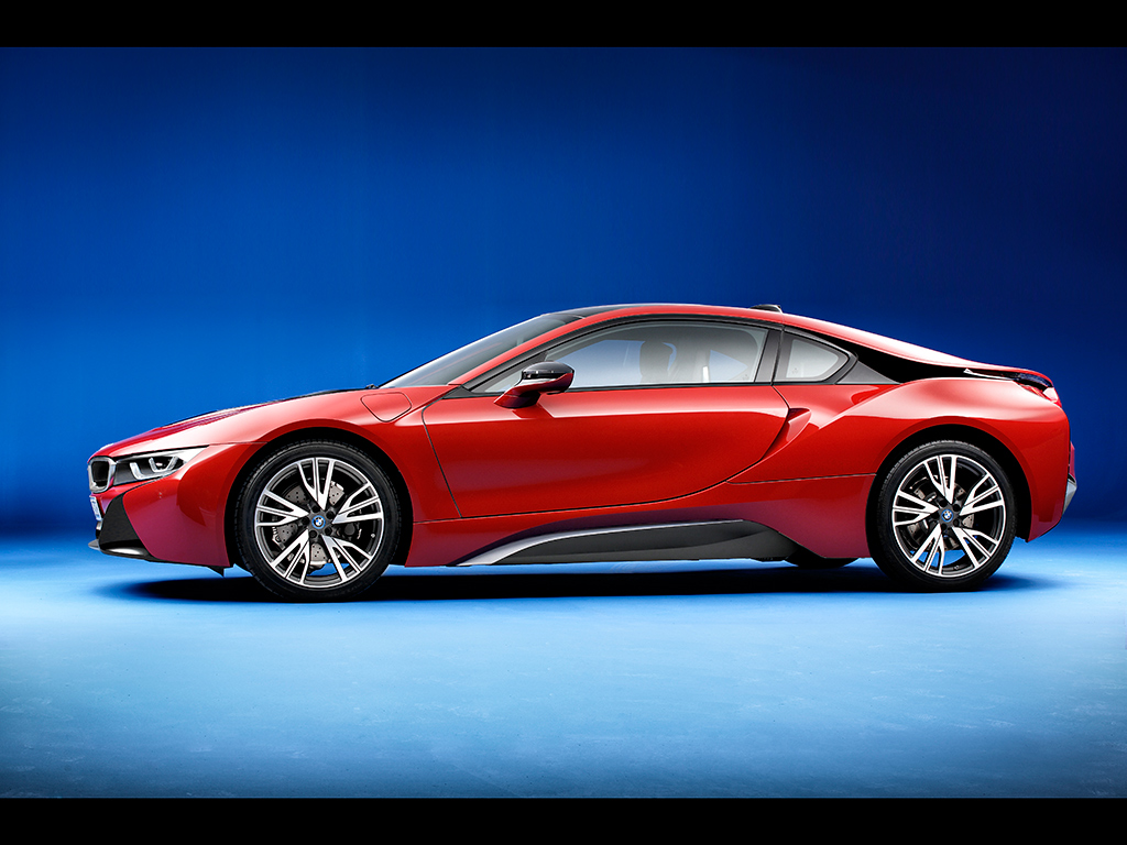 BMW i8 PROTONIC RED EDITION