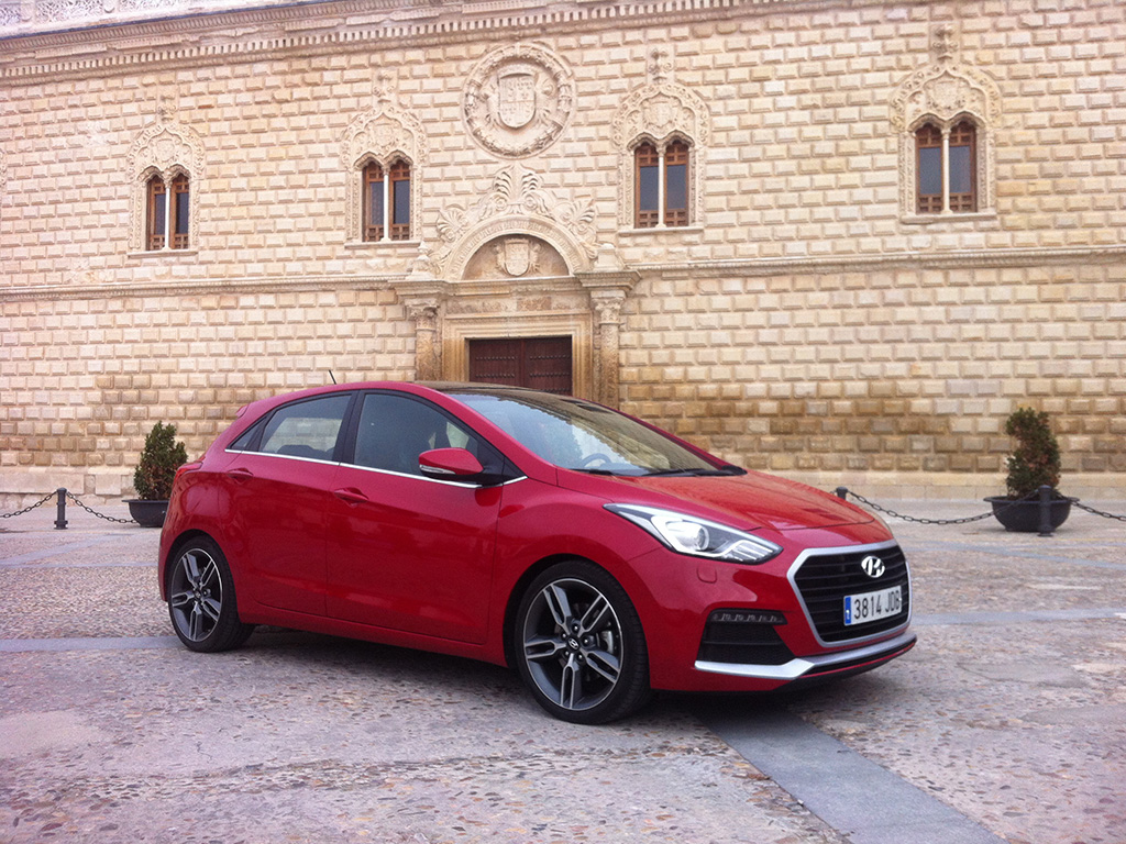 HYUNDAI I30 TURBO