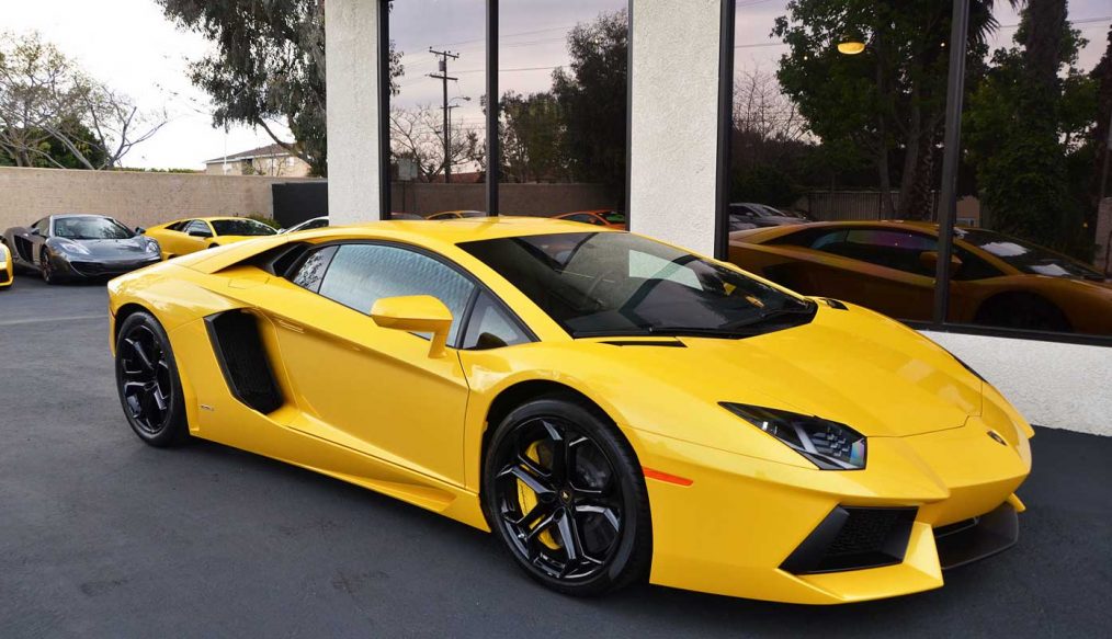Lamborghini Aventador review: the magnificent beauty