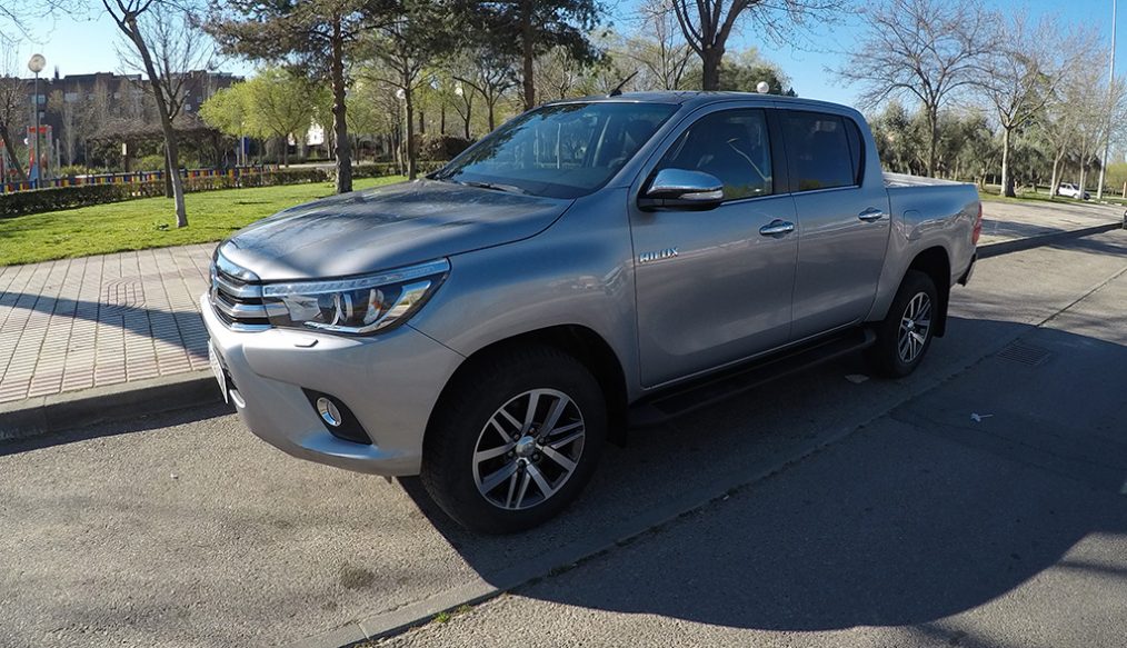 A bordo del Toyota Hilux de Doble Cabina