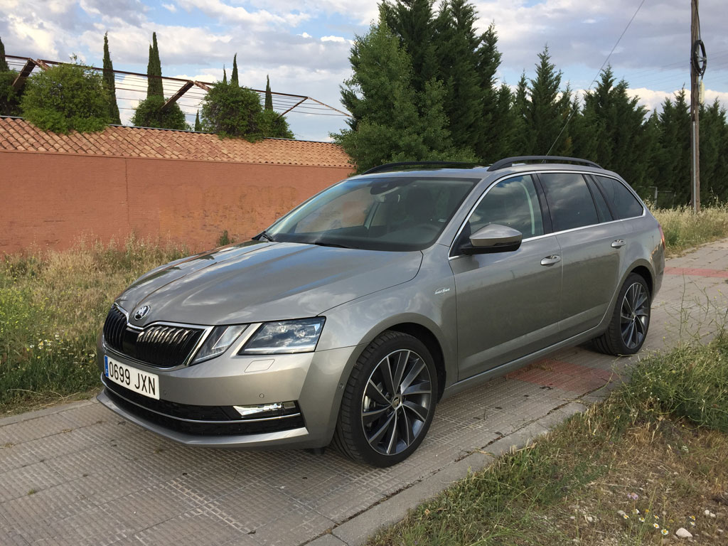 A bordo del Skoda Octavia Combi