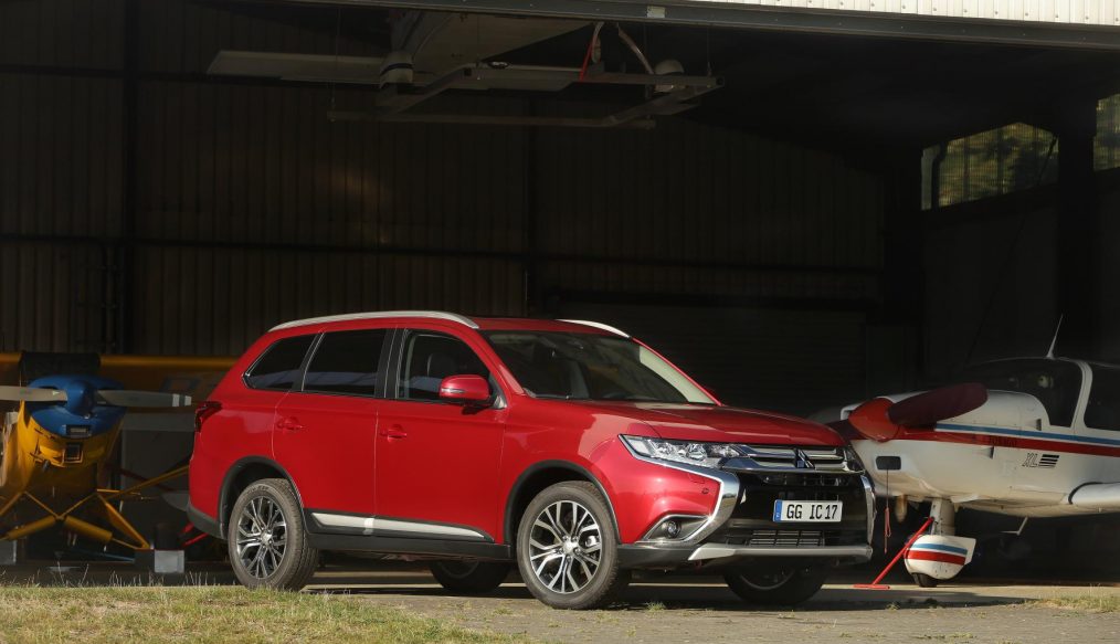 Mitsubishi inicia la comercialización del Outlander gasolina de 7 plazas
