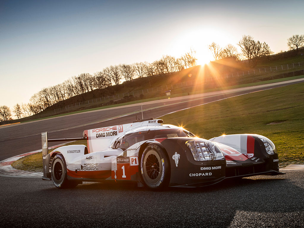 El Porsche 919 Hybrid dinamita el tiempo en Nürburgring