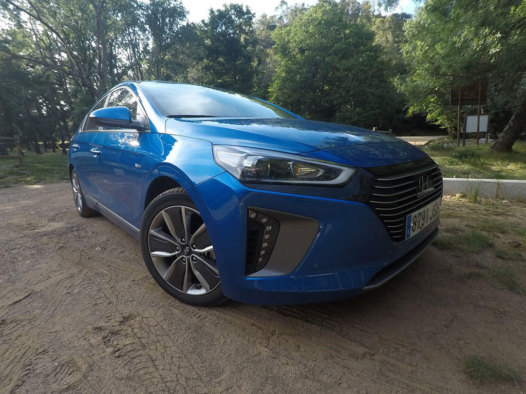 100 Hyundai Ioniq toman Amsterdam