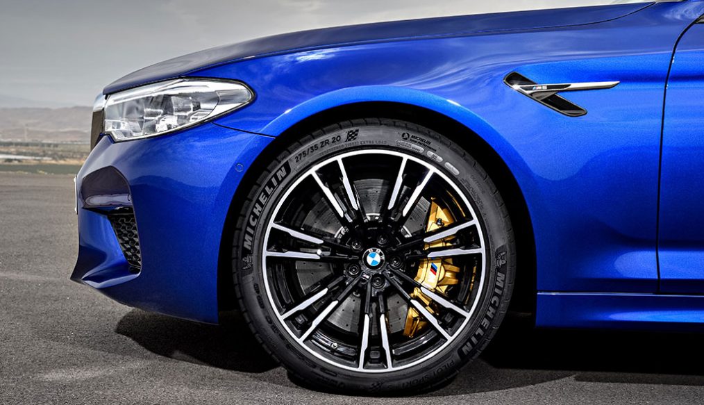 Accesorios exclusivos Performance para el BMW M5