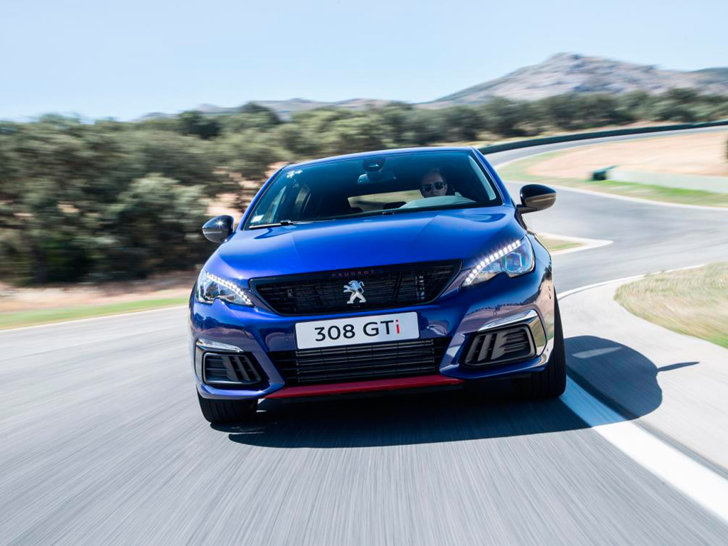 Peugeot 308 GTi by Peugeot Sport