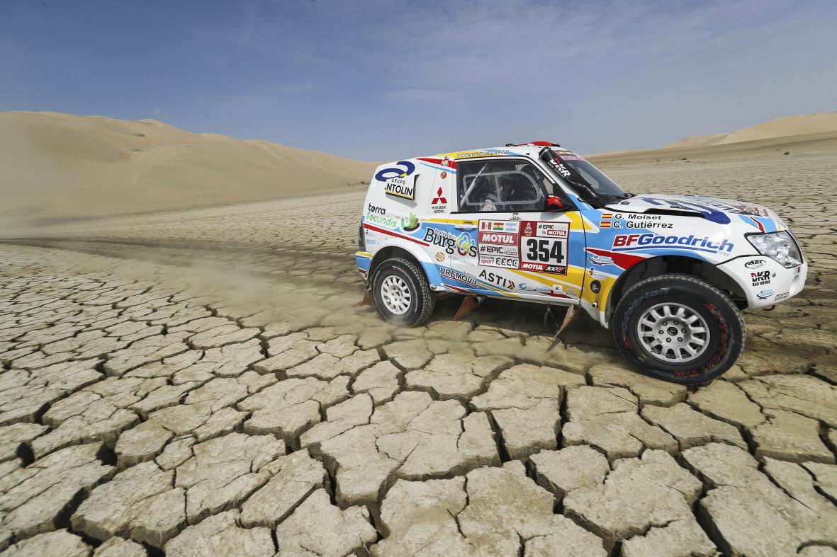 Cristina Gutiérrez ha logrado superar de forma brillante la primera semana del Dakar más difícil