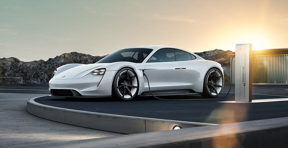Porsche invertirá más de seis mil millones de euros en electromovilidad