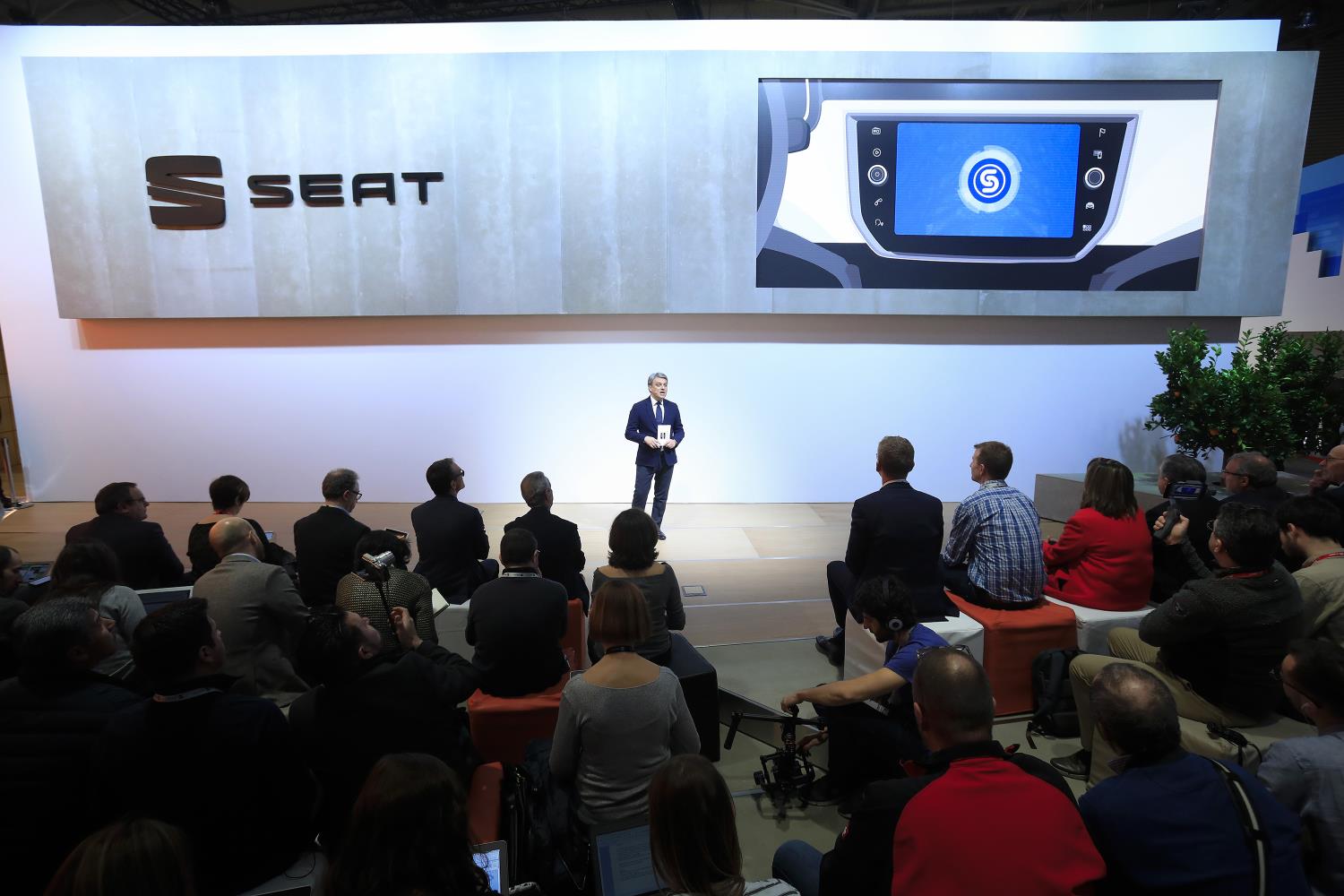 SEAT integra Shazam en sus coches