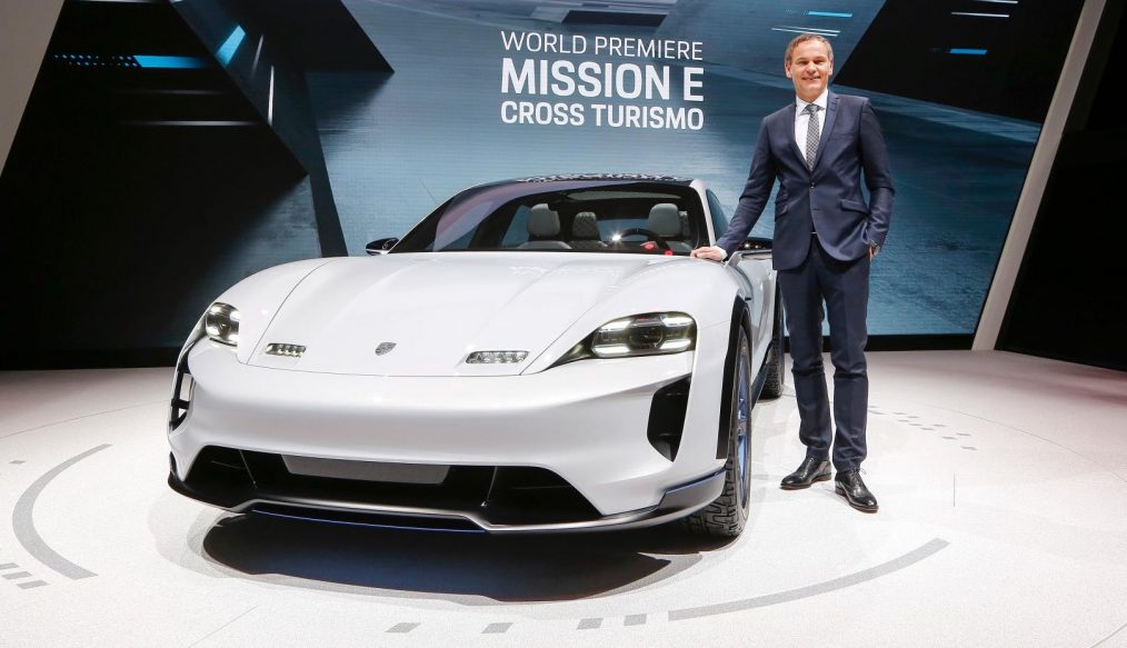 Porsche Mission E Cross Turismo