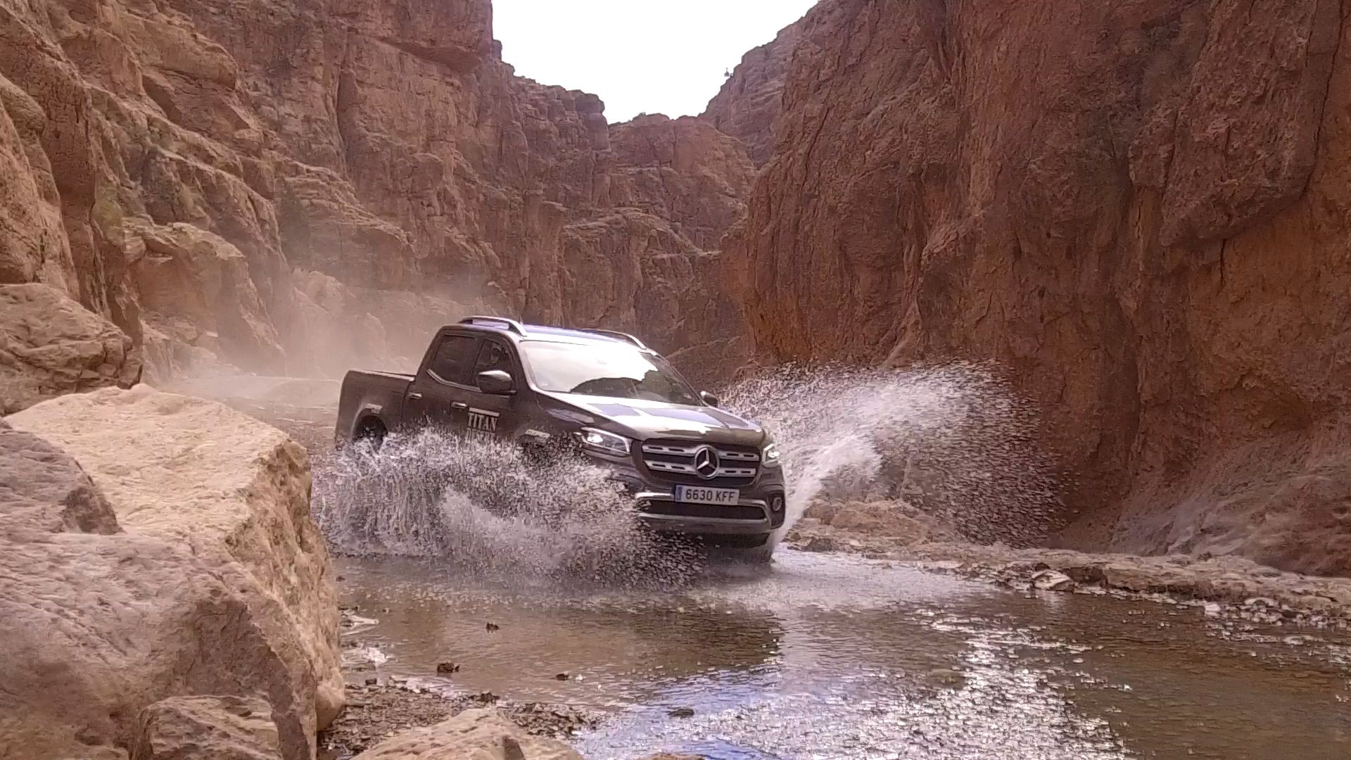Mercedes-Benz Clase X en al Titan Desert