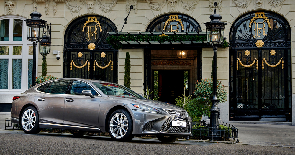 Lexus LS 500h vehículo oficial de los Premios Iberoamericanos de Mecenazgo