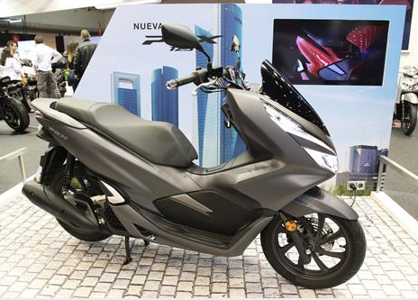 Honda PCX125 en el Salón Vive la Moto