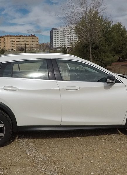 Infiniti QX30, crossover de altura