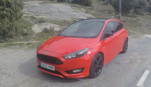 Ford Focus ST Line Red&Black Edition