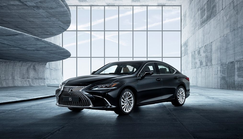 Lexus ES 300h, berlina premium