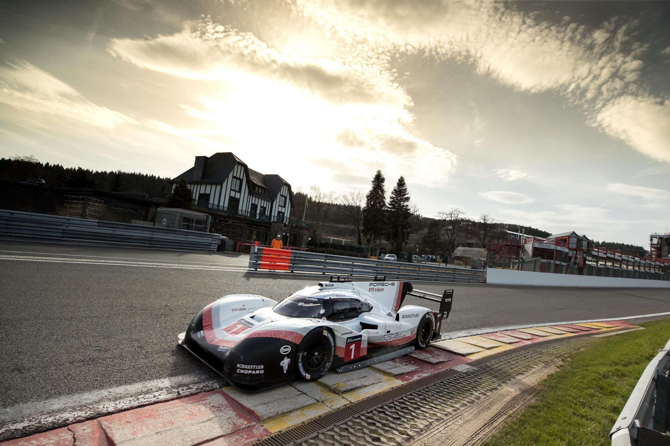 Porsche 919 Hybrid de récord