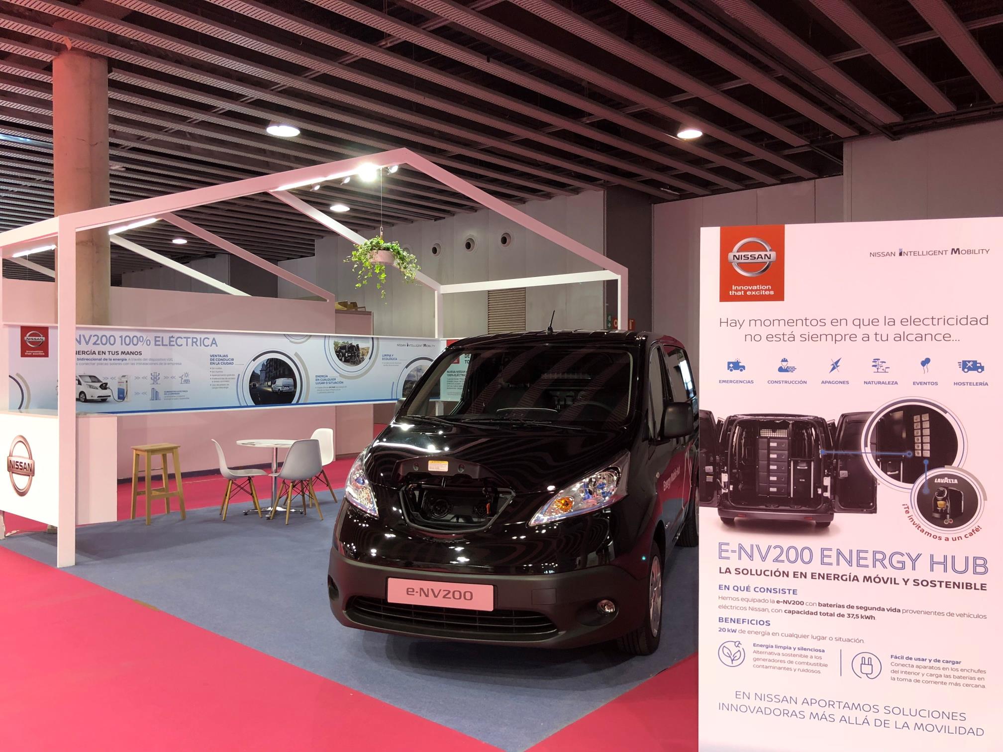 La Nissan e-NV200 sirve cafés