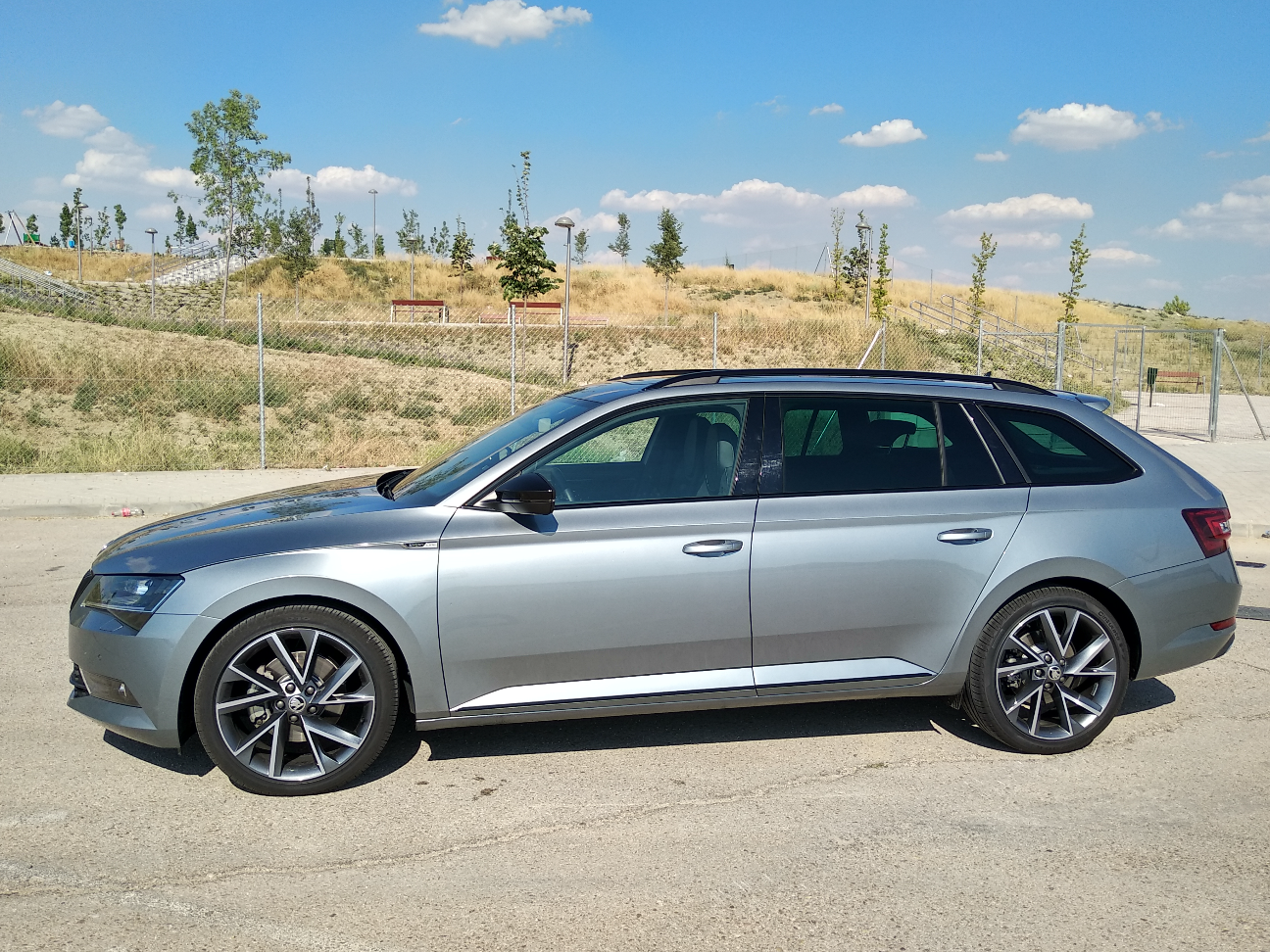 Skoda Superb Combi, el FA-MI-LIAR