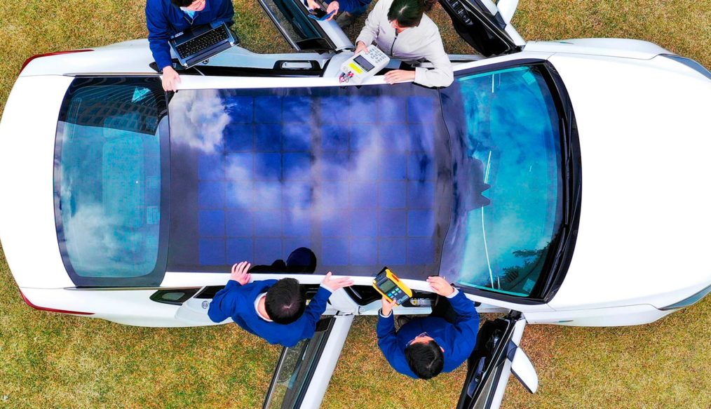 Hyundai Motor y Kia Motors han anunciado sus planes para introducir la tecnología de carga solar en algunos de los vehículos