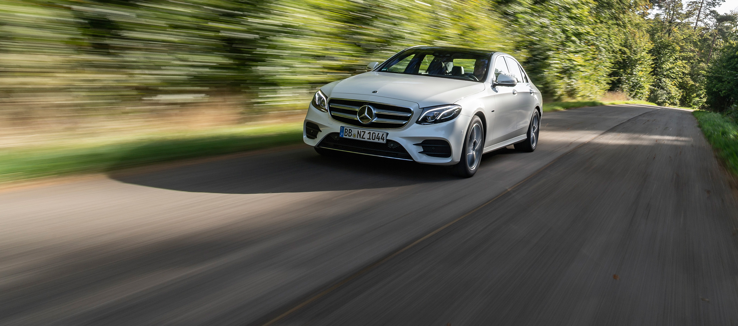 Mercedes-Benz Clase E 300 de ya está disponible