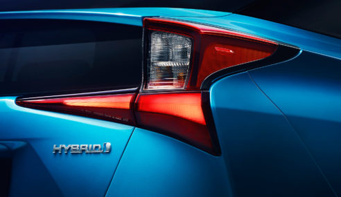 Nuevo Toyota Prius Hybrid ya en los Concesionarios