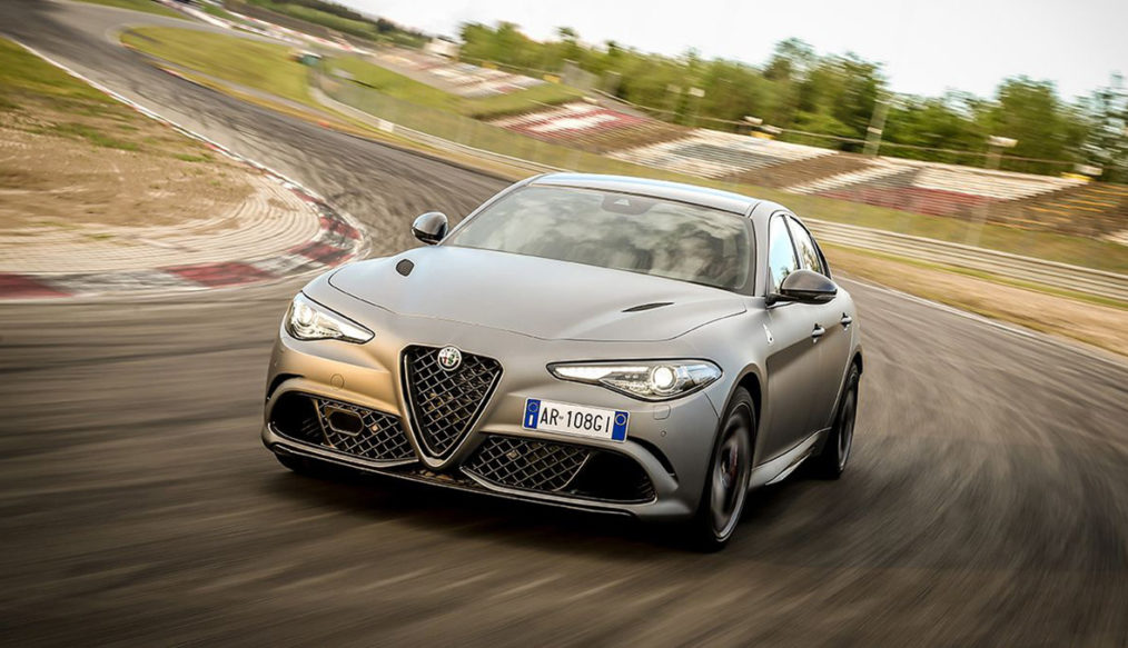 Alfa Romeo junto con la Organización Theodora Children`s Charity