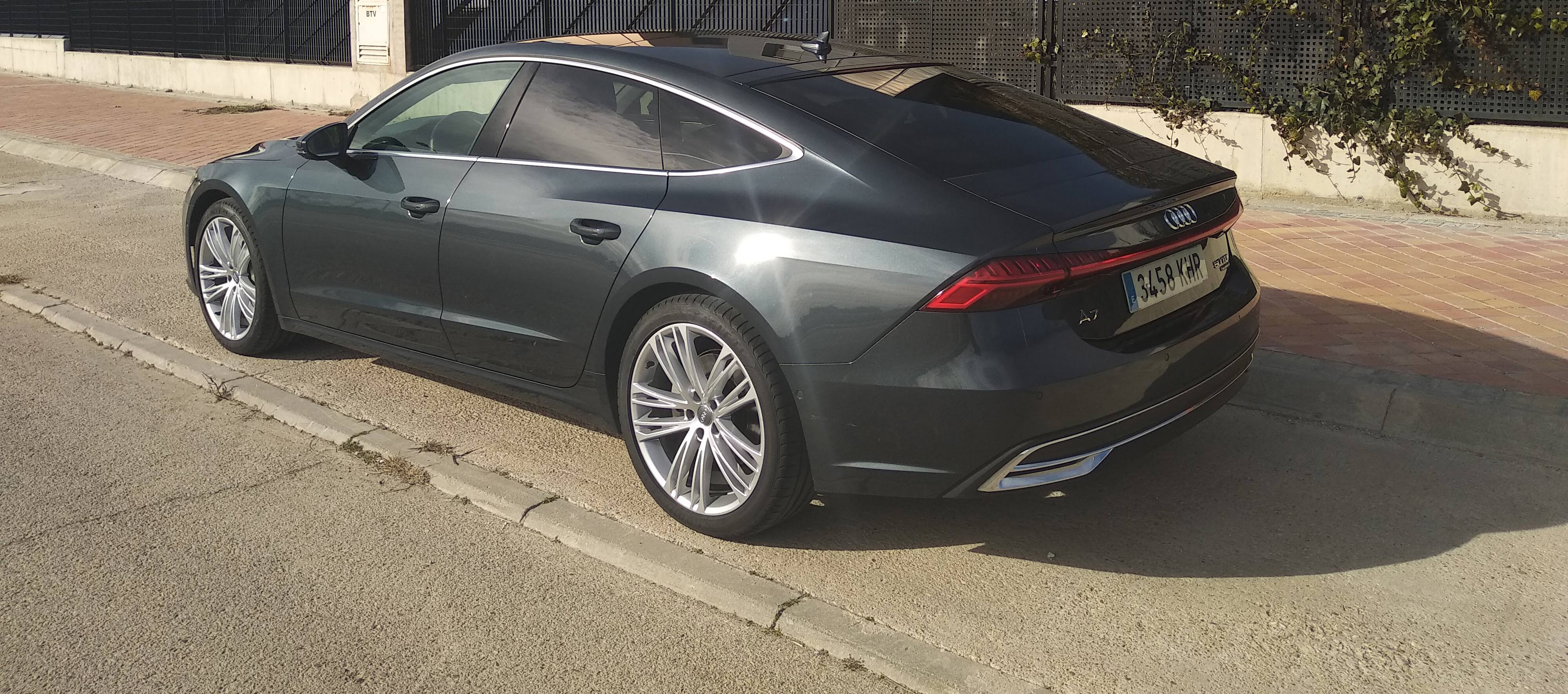 AUDI A7 Sportback, y la duda entre conducir o que te lleven