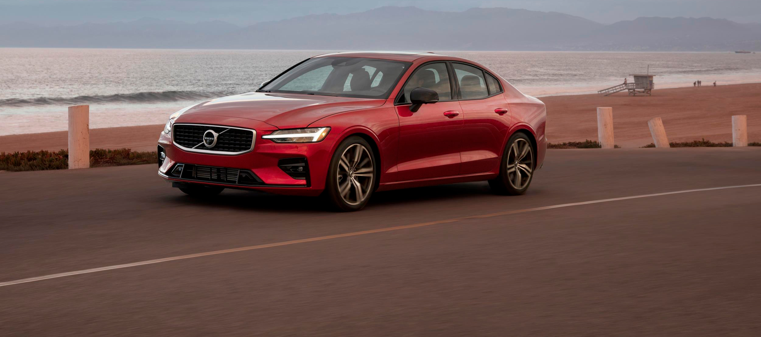 Volvo limitará a 180 km/h la velocidad máxima de sus vehículos