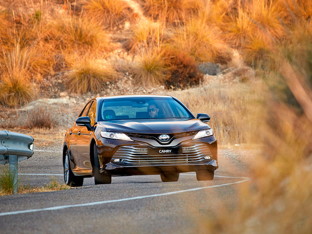 Toyota Camry Hybrid ya en el mercado español