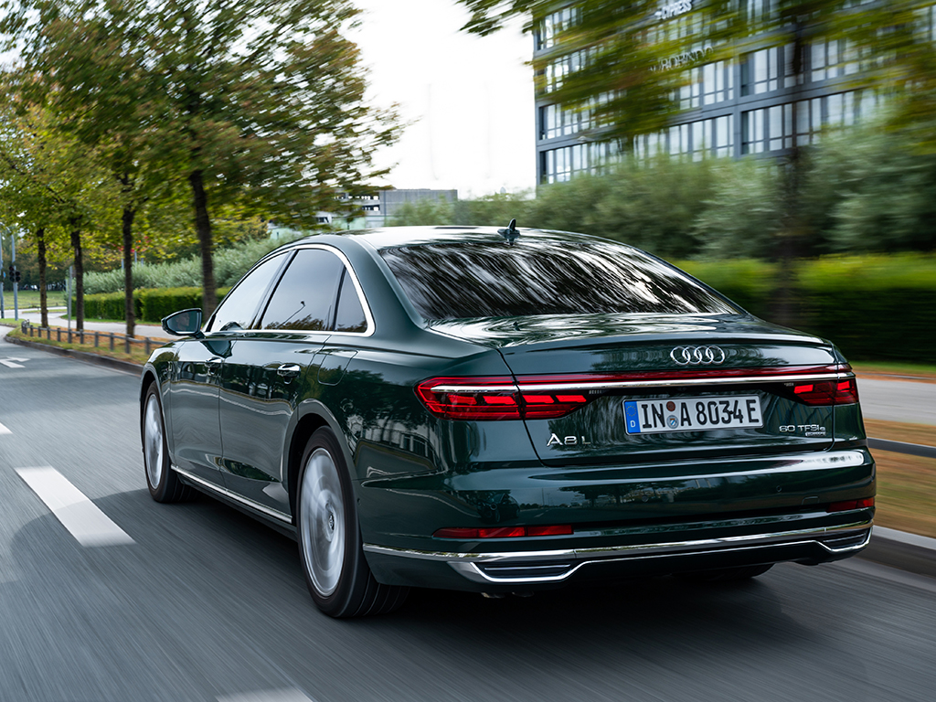 El nuevo AUDI A8 60 TFSIe Quattro ya está disponible