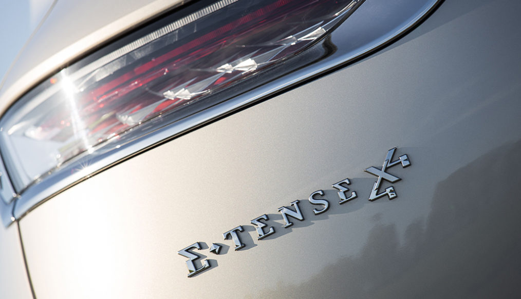 Nuevo DS 7 E-TENSE lujo a la francesa