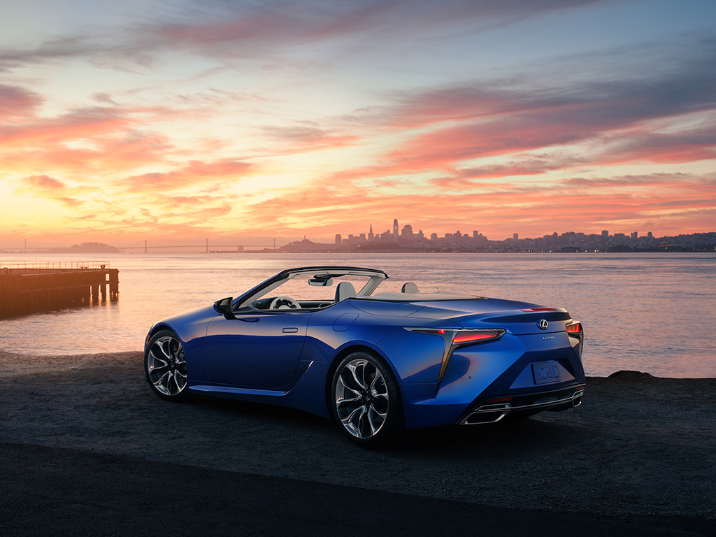 Lexus LC 500 Cabrio debuta en el Salón de Los Ángeles