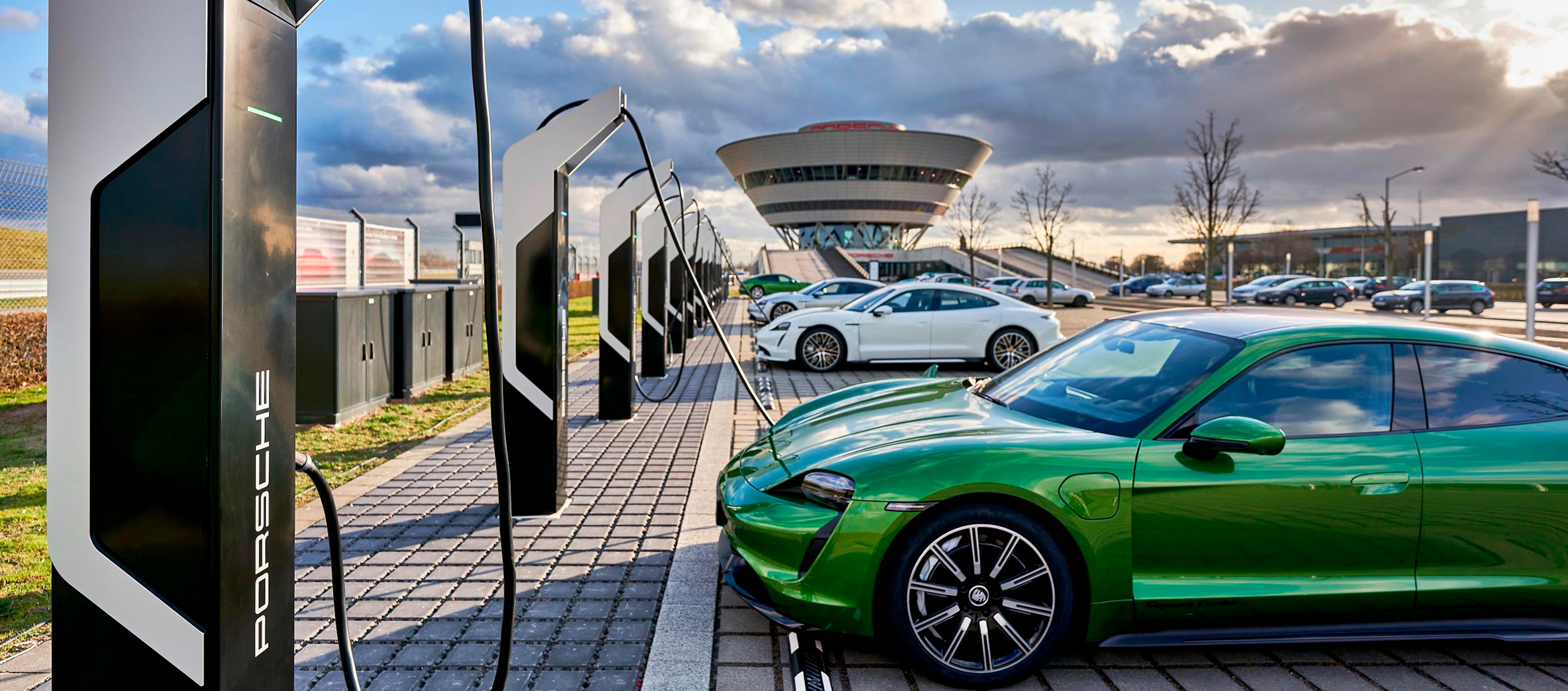 Nueva estación Porsche Turbo Charging, la más potente de Europa